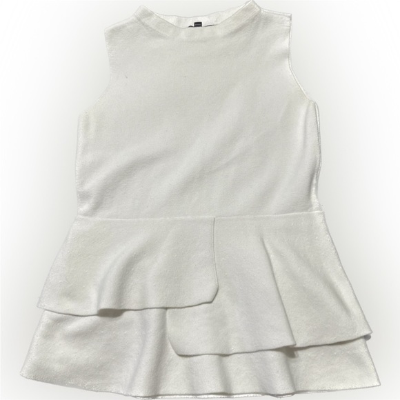 Banana Republic Tops - Banana Republic peplum top, size Small